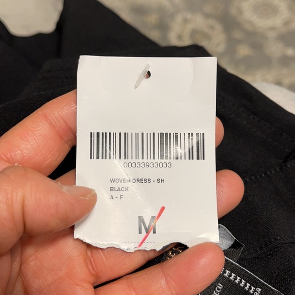 Forever 21 sleeveless black dress - Picture 8 of 9